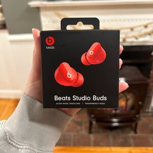 Beats by Dre Studio Buds - Red